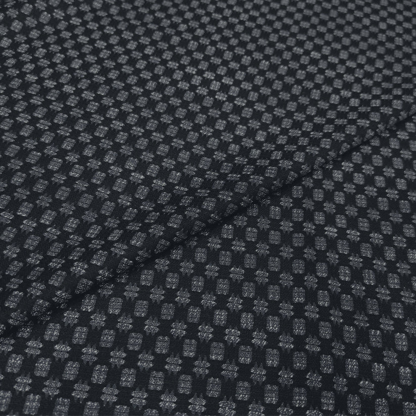 (H)62% Polyester, 33% Viscose, 5% Lycra